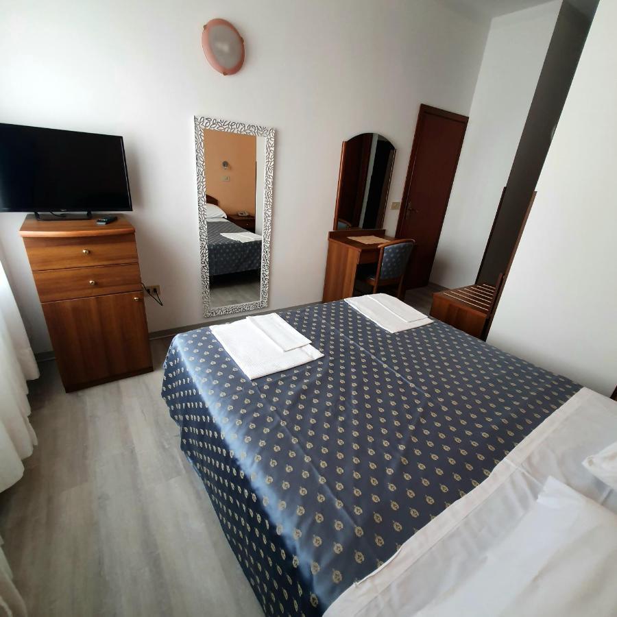 Hotel Perla Massa Lombarda 외부 사진