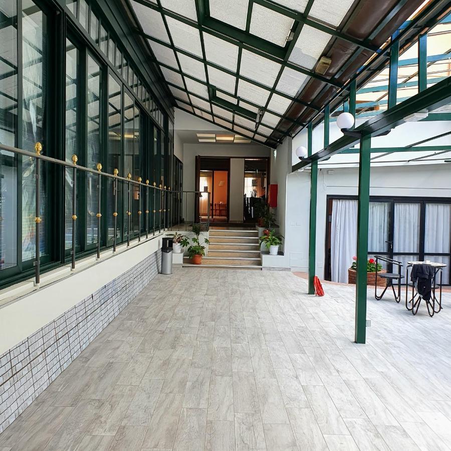 Hotel Perla Massa Lombarda 외부 사진