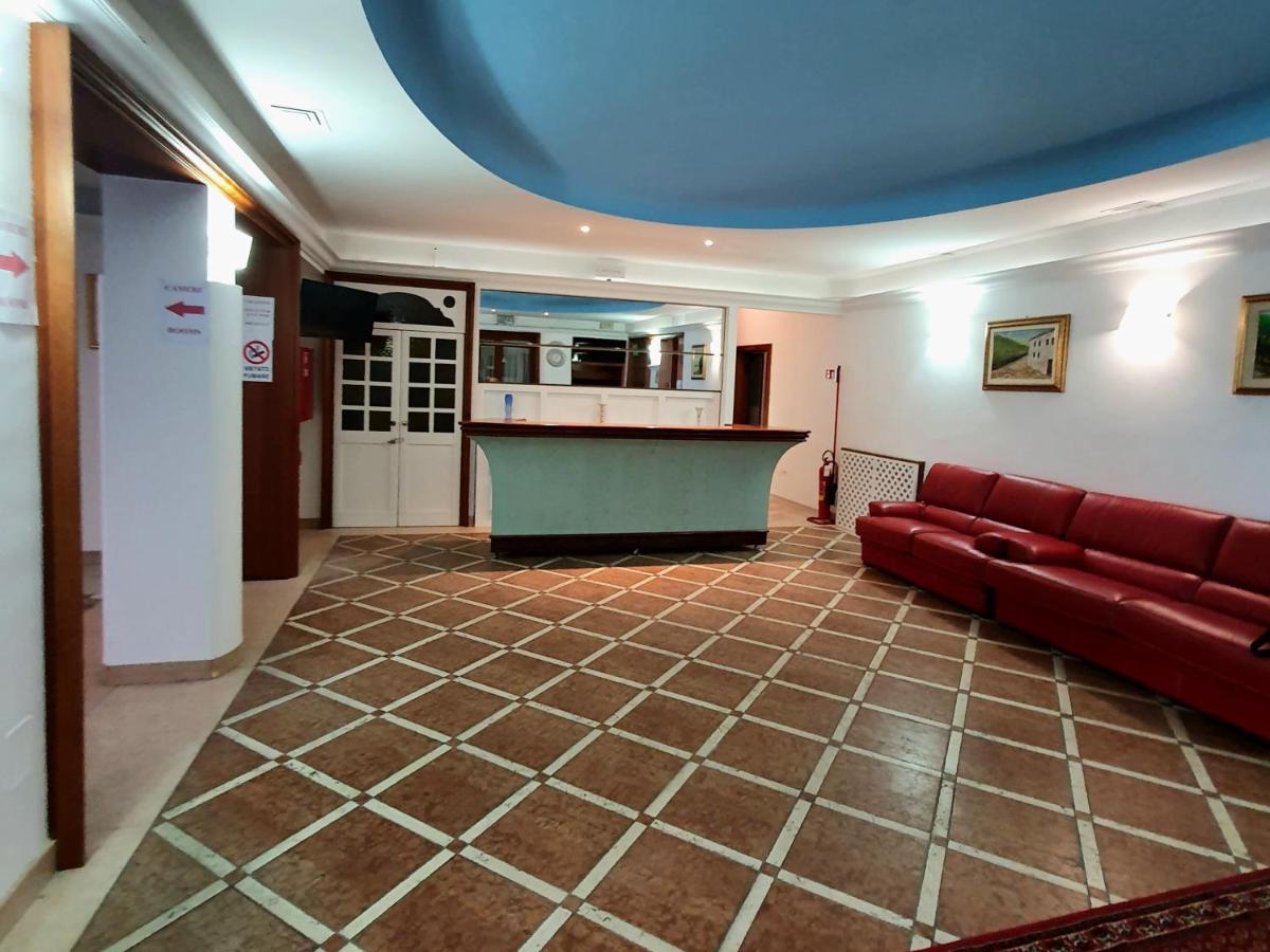 Hotel Perla Massa Lombarda 외부 사진