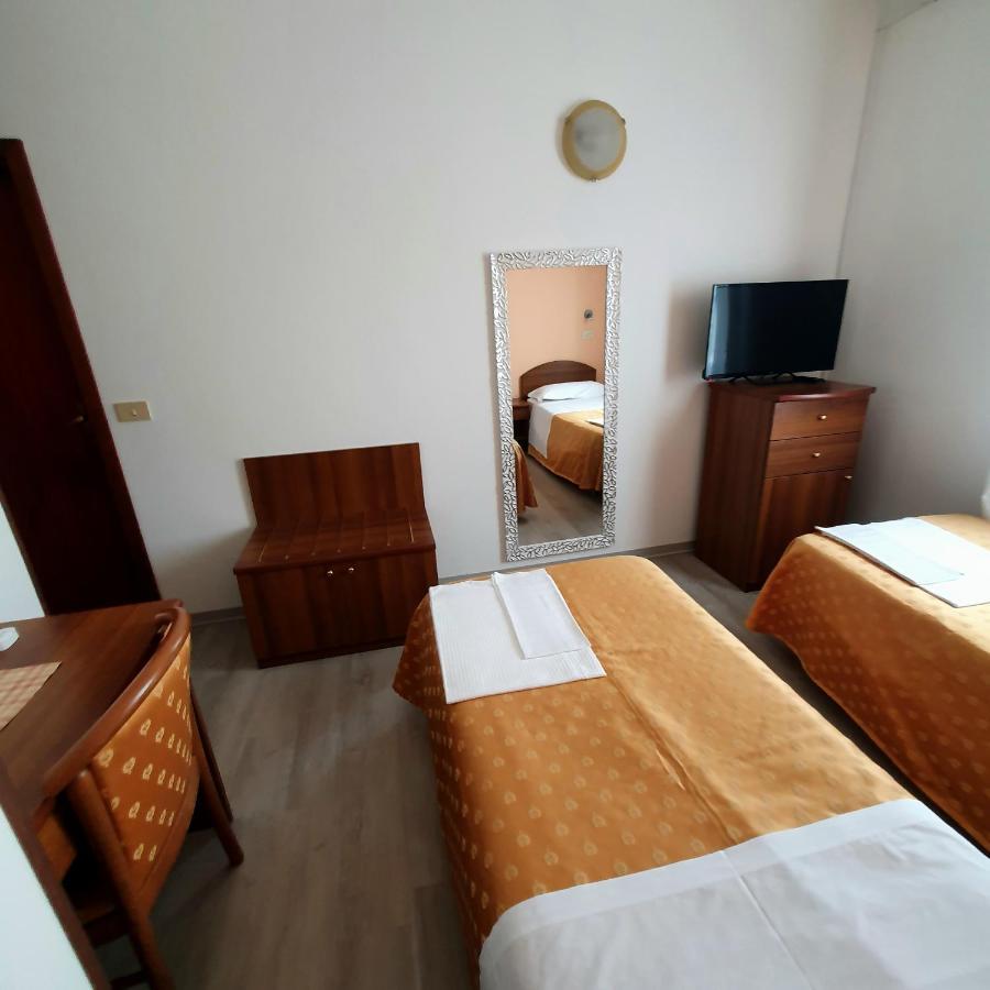 Hotel Perla Massa Lombarda 외부 사진