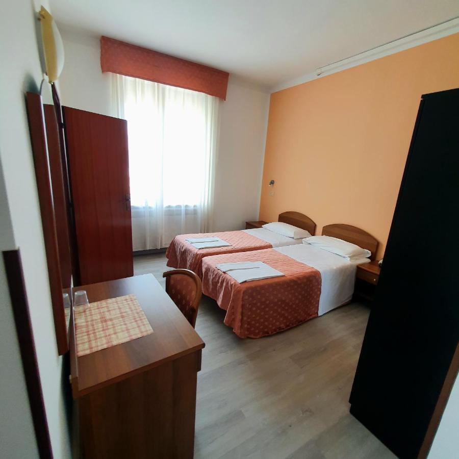 Hotel Perla Massa Lombarda 외부 사진