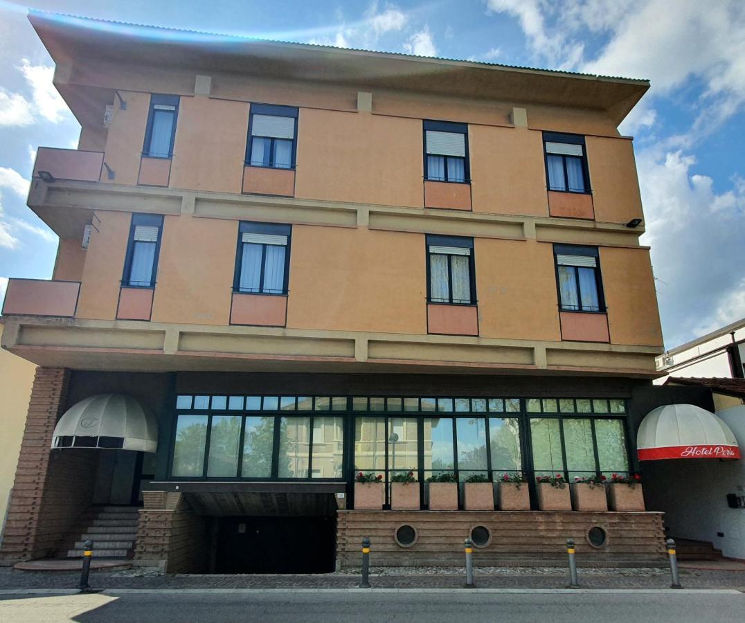 Hotel Perla Massa Lombarda 외부 사진
