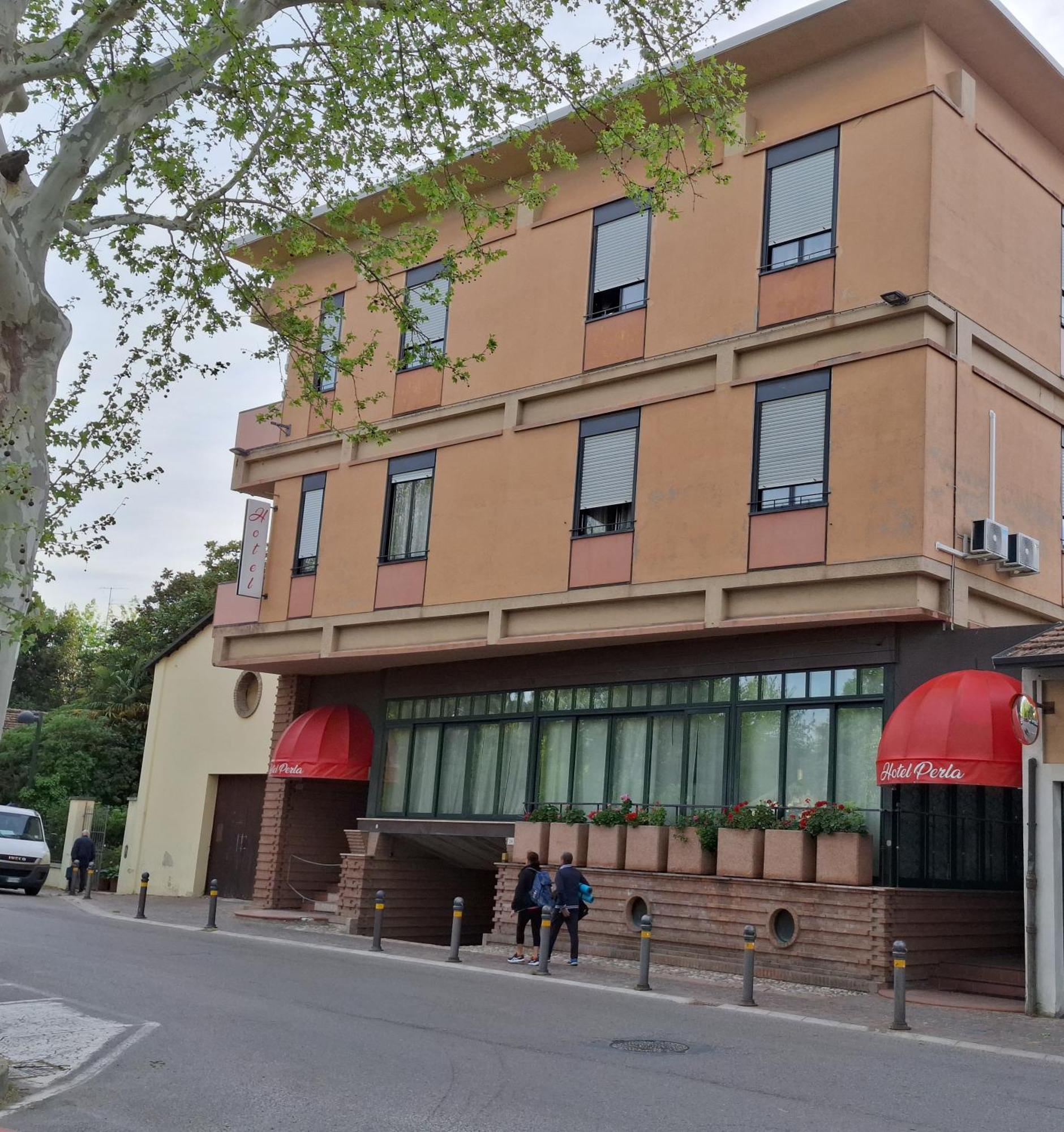 Hotel Perla Massa Lombarda 외부 사진